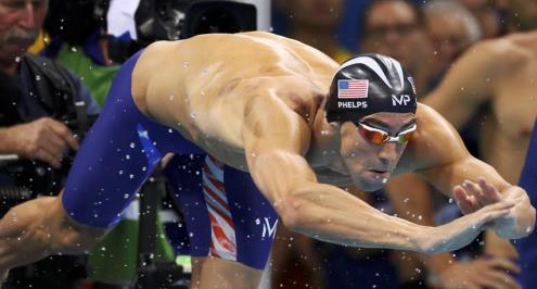 فليبس يهاجم السباحة الروسية يوليا افيموفا 